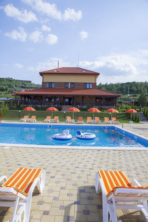 Aqua Party Hotel Victoria  Exterior photo