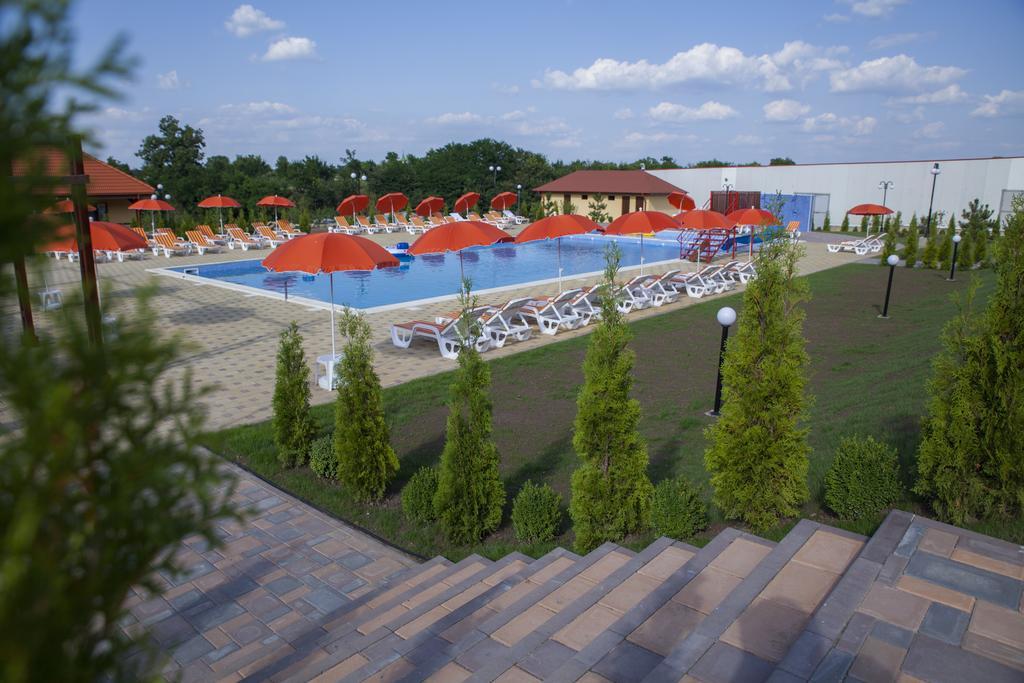 Aqua Party Hotel Victoria  Exterior photo