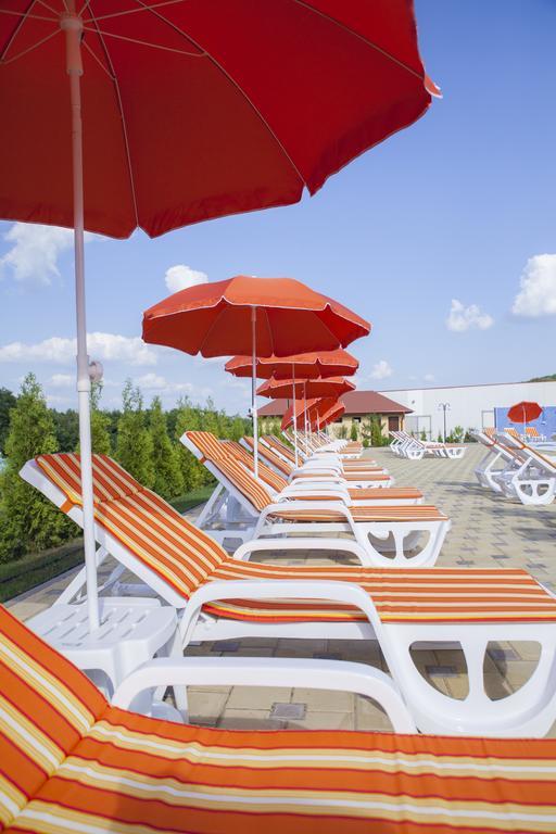 Aqua Party Hotel Victoria  Exterior photo